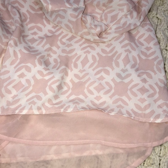 The Limited size small pink floral top - Picture 6 of 7